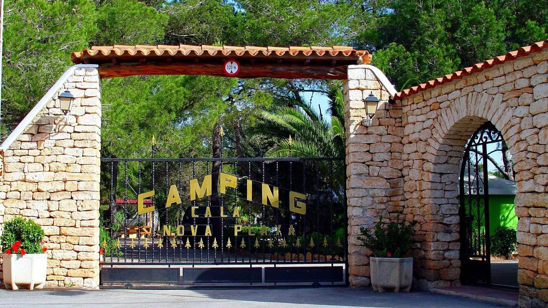 Camping Cala Nova Es Cana Campingplatz